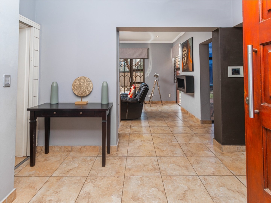 5 Bedroom Property for Sale in Leloko Lifestyle Estate North West
